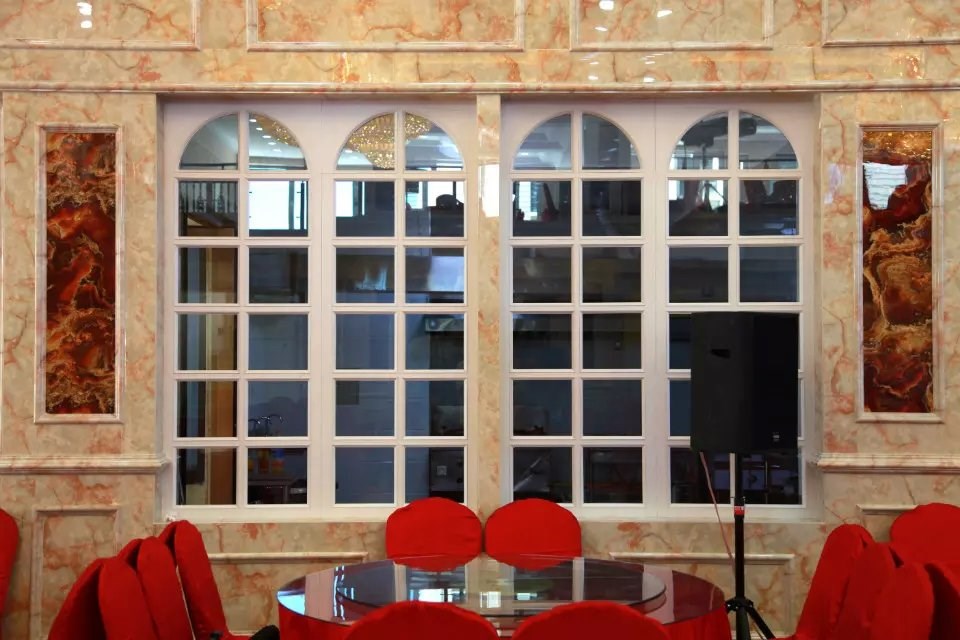 世紀豪門榮獲“2015年集成墻面十大影響力品牌”