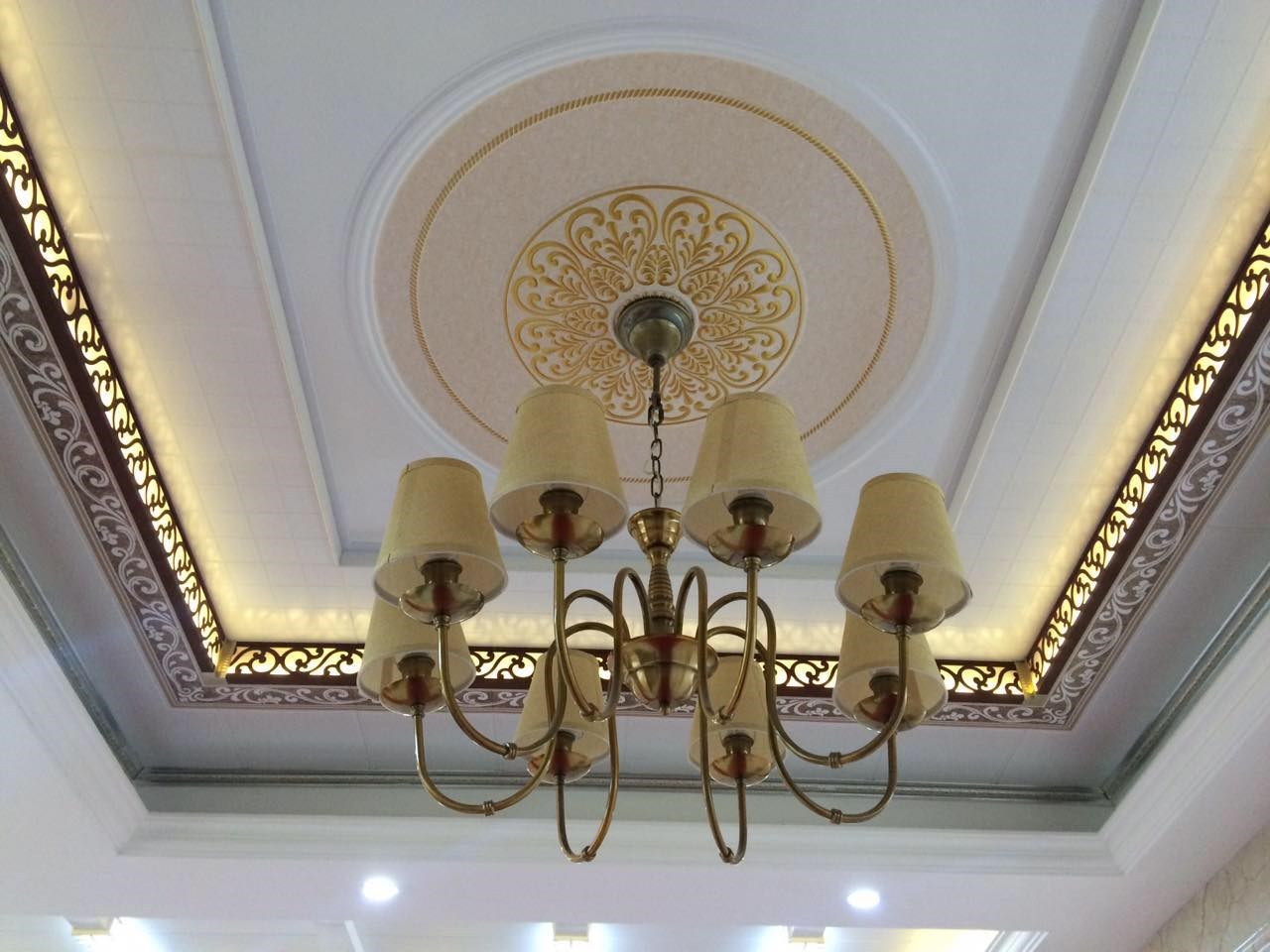 小點綴，大改變，讓全屋吊頂更具藝術感